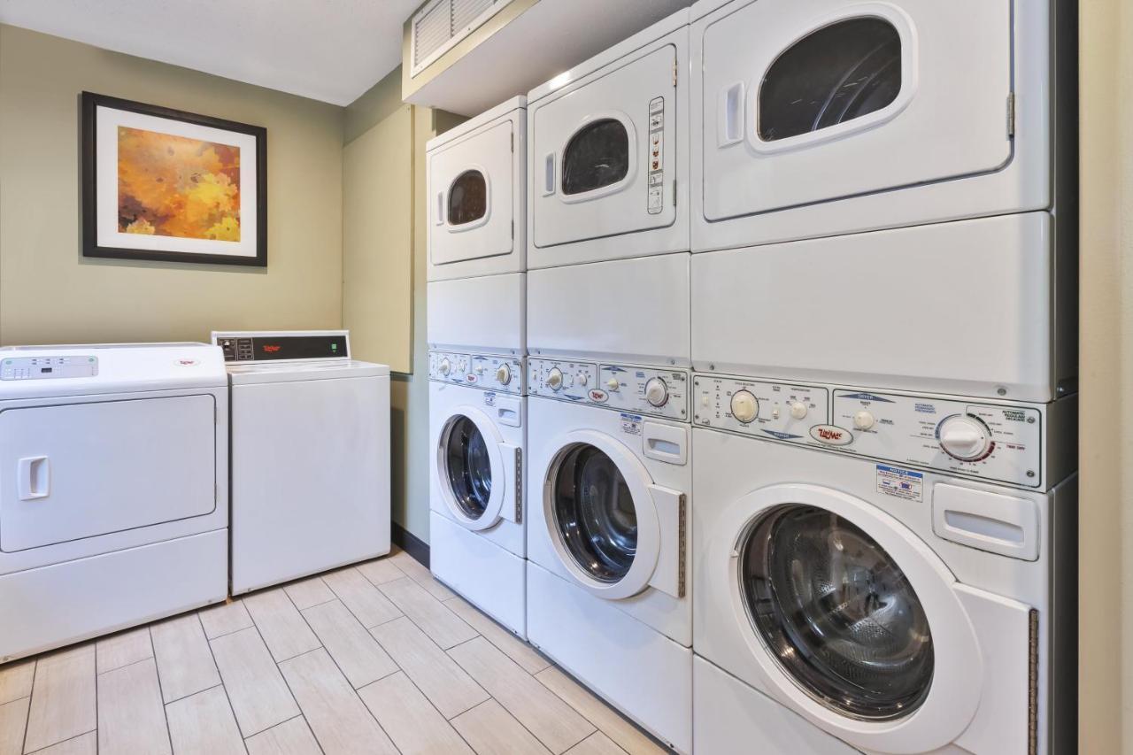 Staybridge Detroit-utica By Ihg Utica
